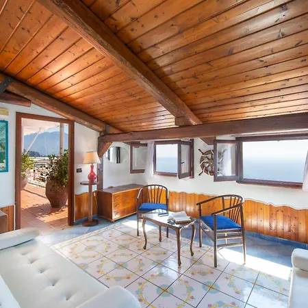 Exclusive On The Coast, 300 Steps From The Road By Wonder Tour فيلة